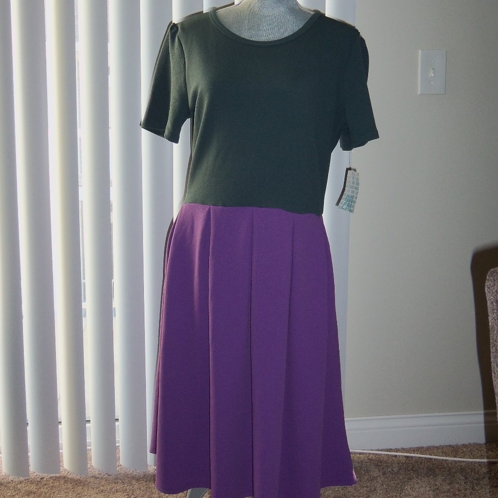 Lularoe Amelia Size 2XL NWT Solid Gray/Purple